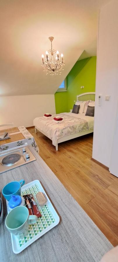 Mkr Family Room Zagabria Esterno foto