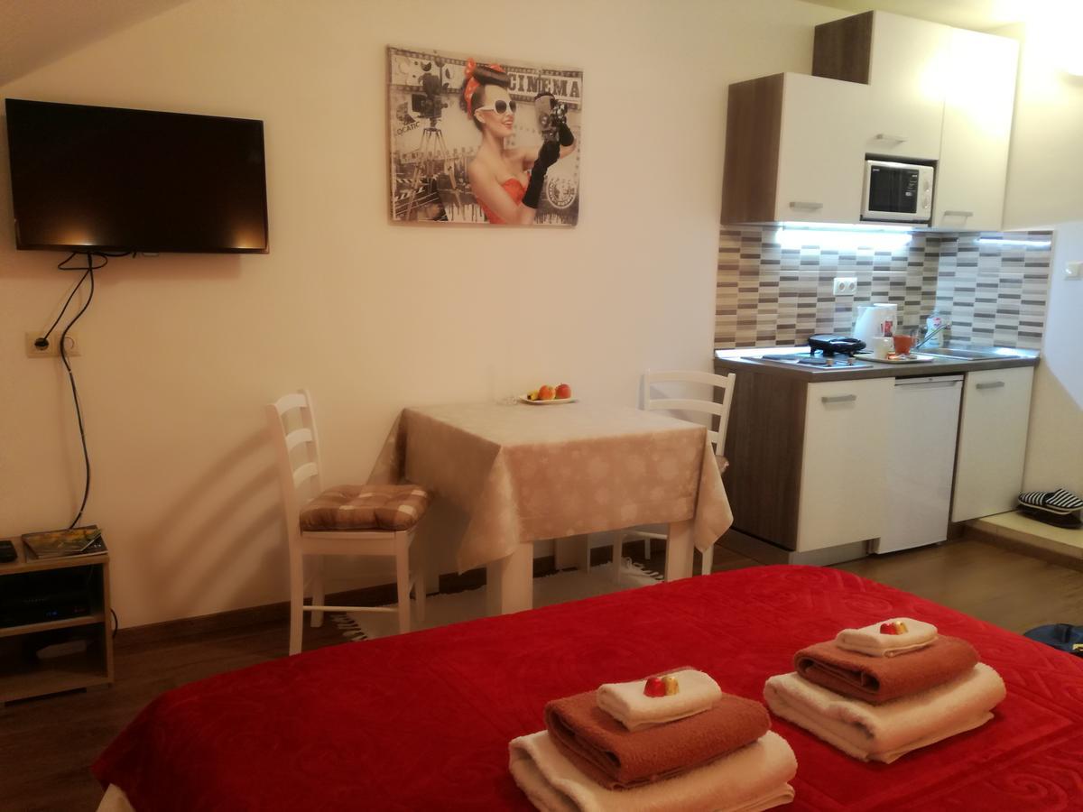 Mkr Family Room Zagabria Esterno foto