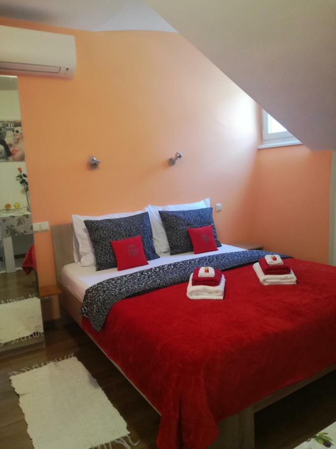 Mkr Family Room Zagabria Esterno foto