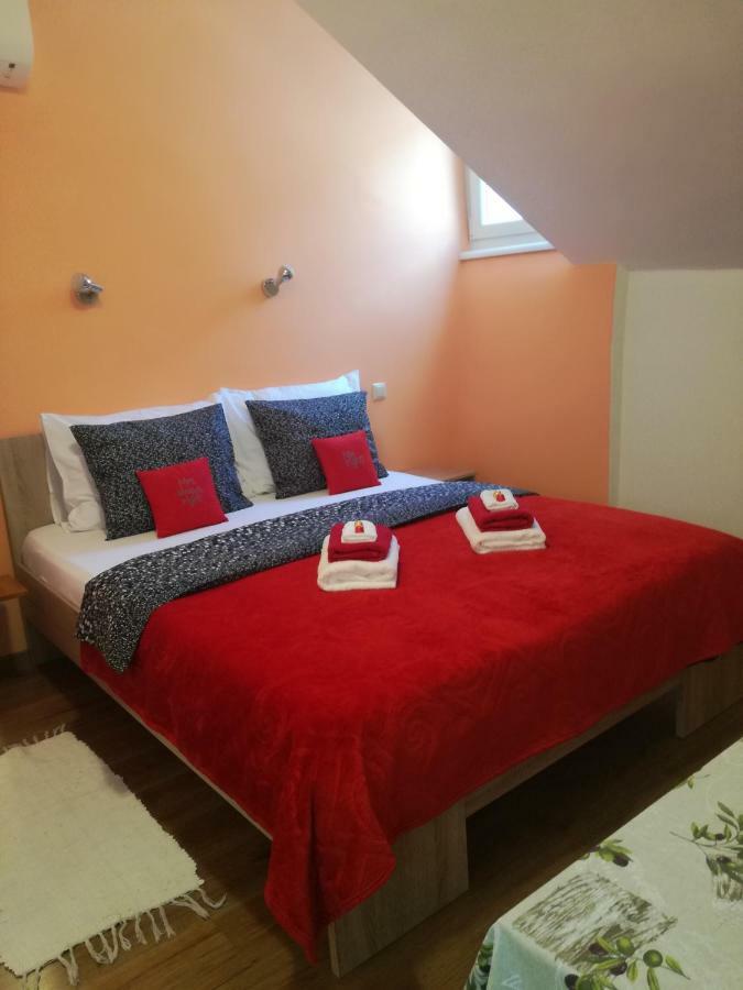 Mkr Family Room Zagabria Esterno foto